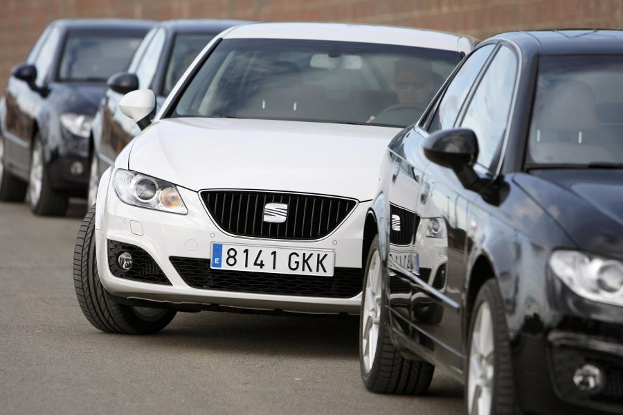  Seat Exeo 2009 года  (фото 123 из 180)